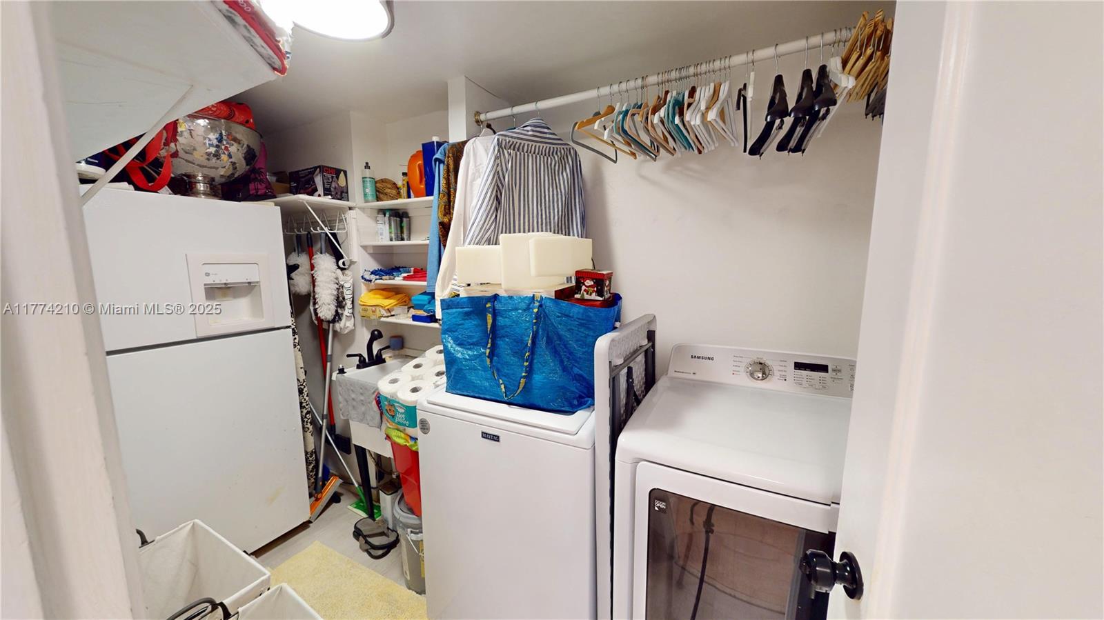 CRICKET CLUB CONDO - Residential Lease