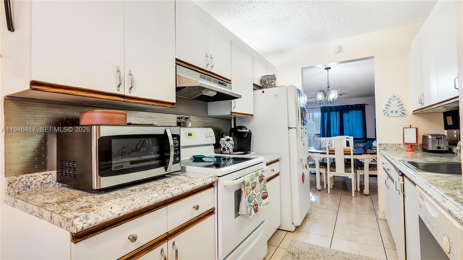 CAMBRIDGE AT CENTURY VILL - Residential