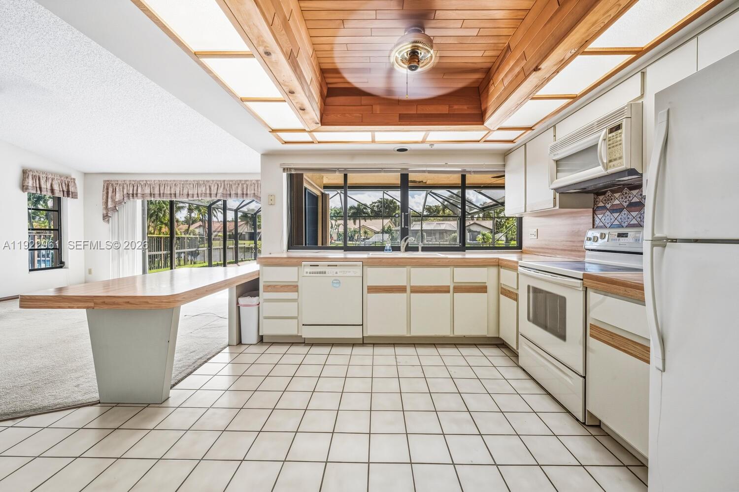 JACARANDA LAKES SECTION E - Residential