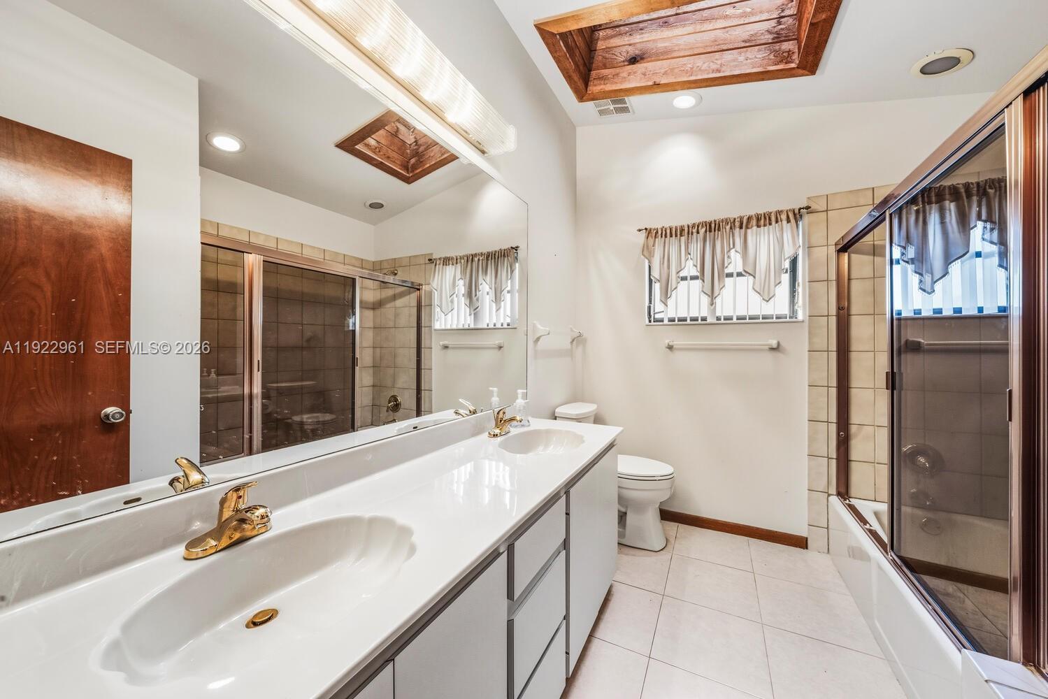 JACARANDA LAKES SECTION E - Residential