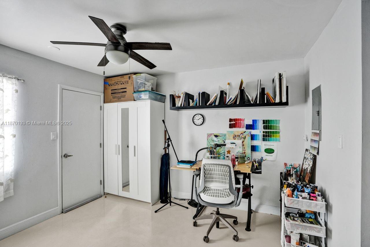 TOWNHOUSES OF THE CALIF - Residential