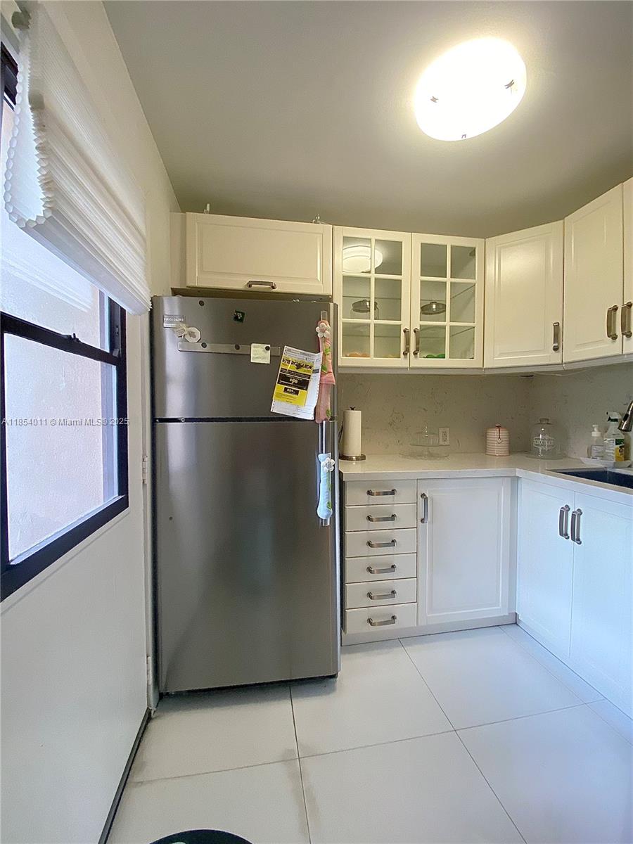 BRAVURA I CONDO - Residential