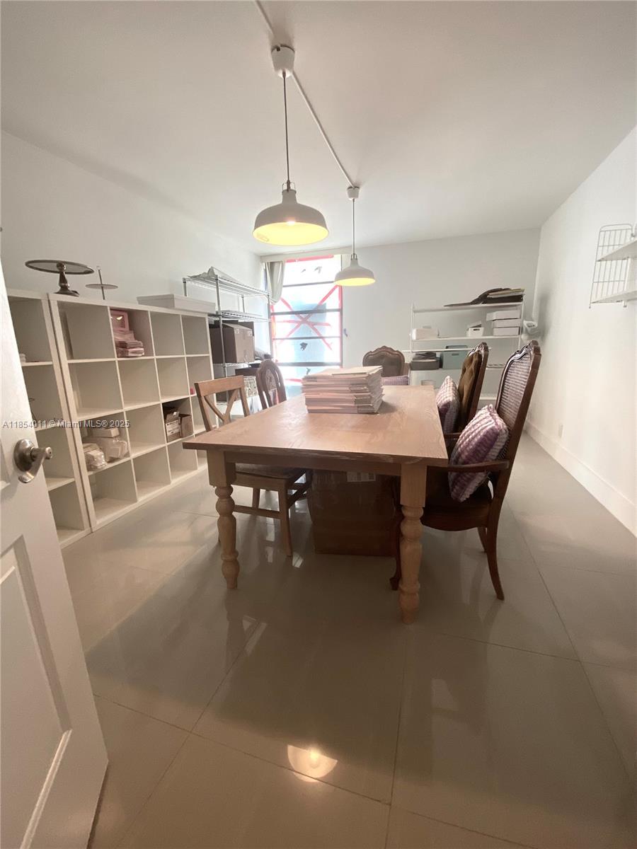 BRAVURA I CONDO - Residential