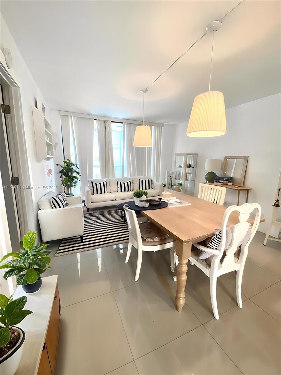 BRAVURA I CONDO - Residential