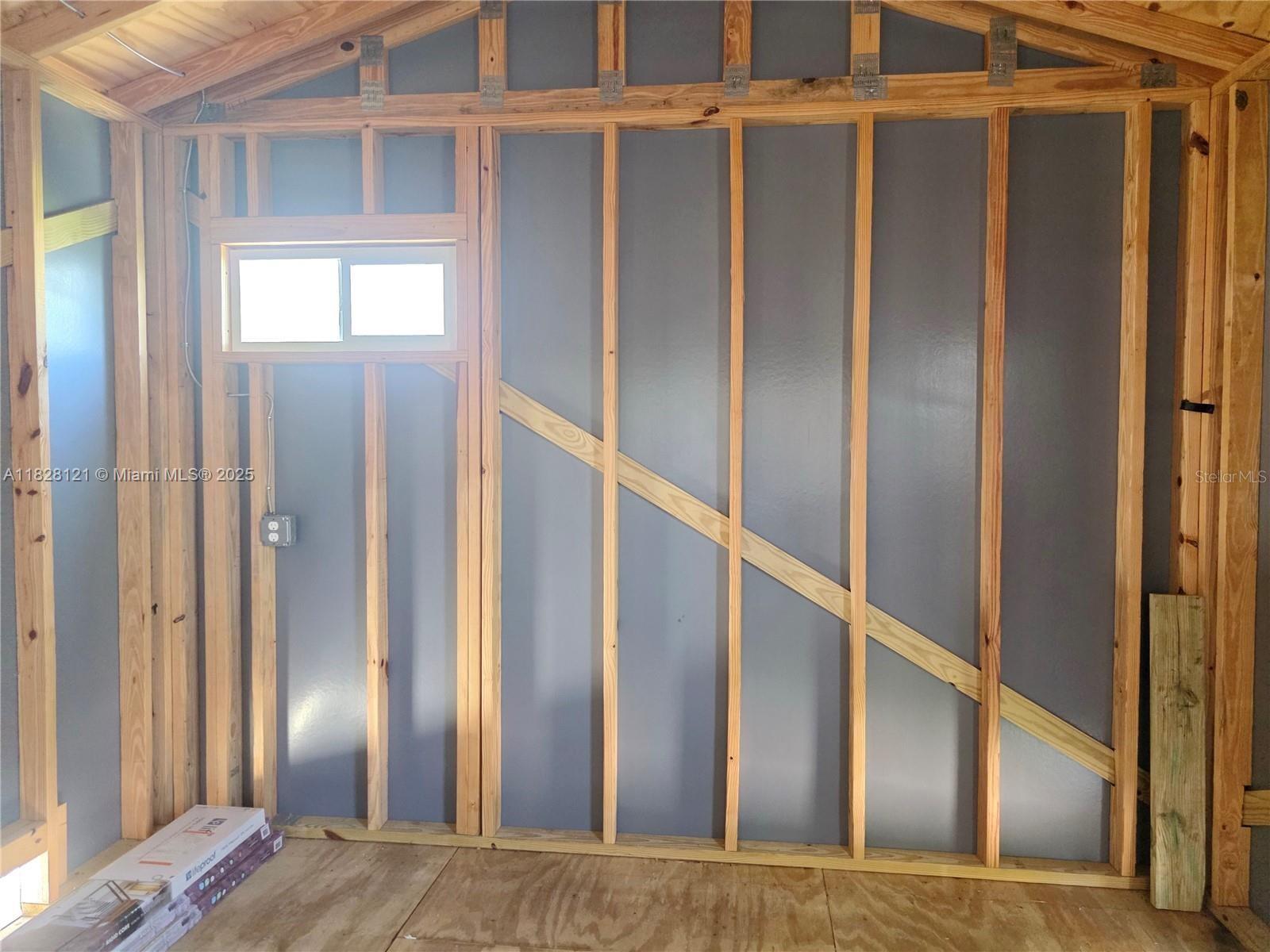 Silver Palms RV Resort - Land