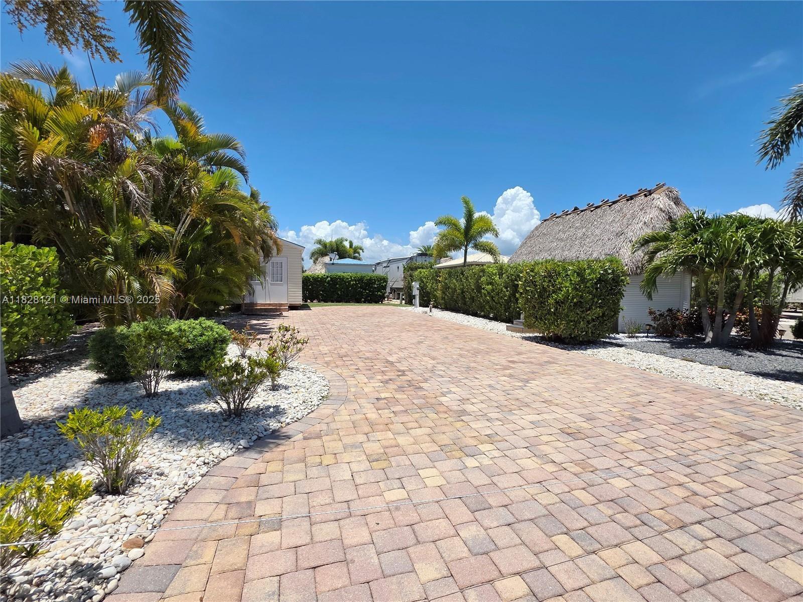 515 SW 39th Trace