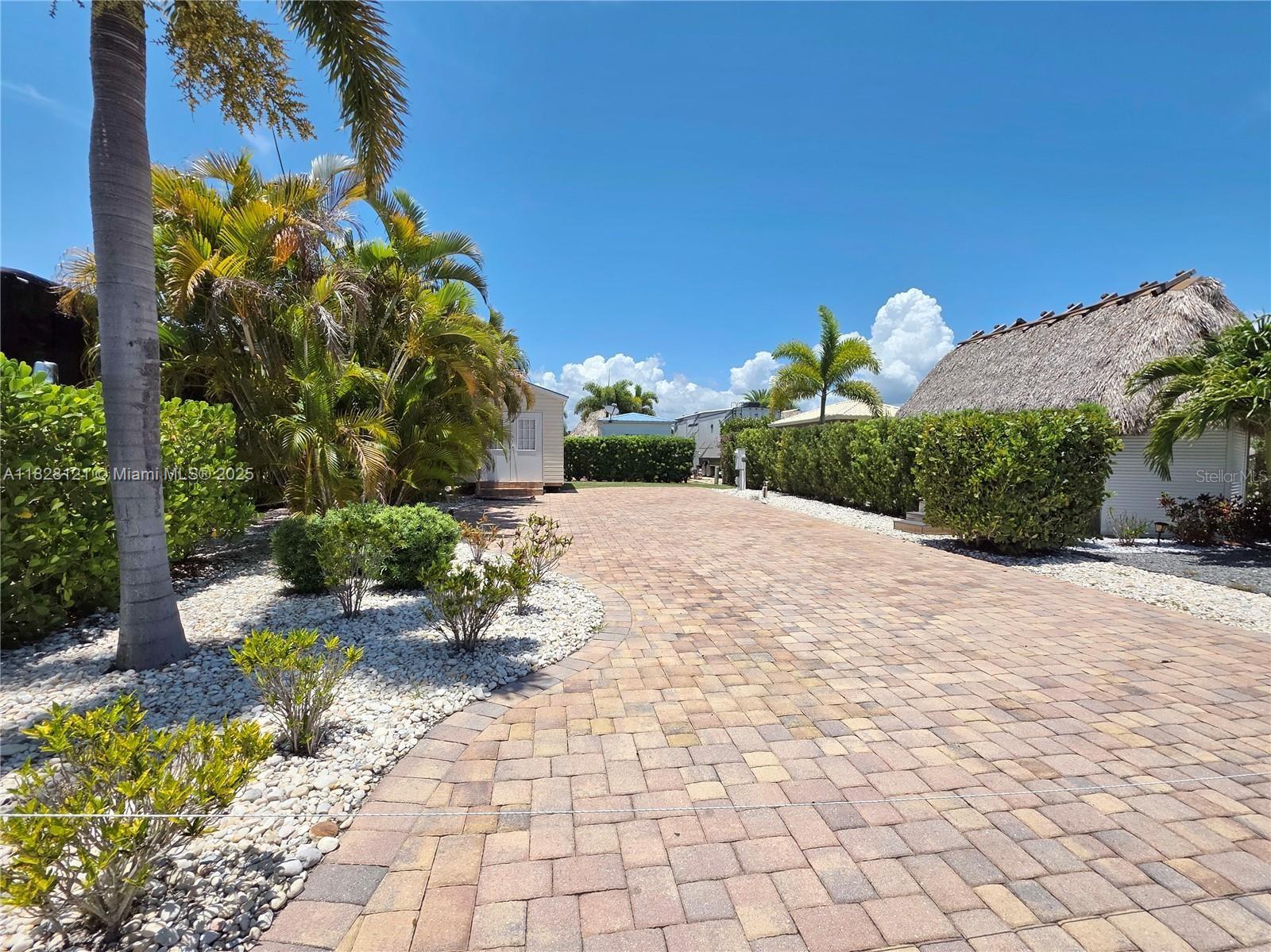 515 SW 39th Trace