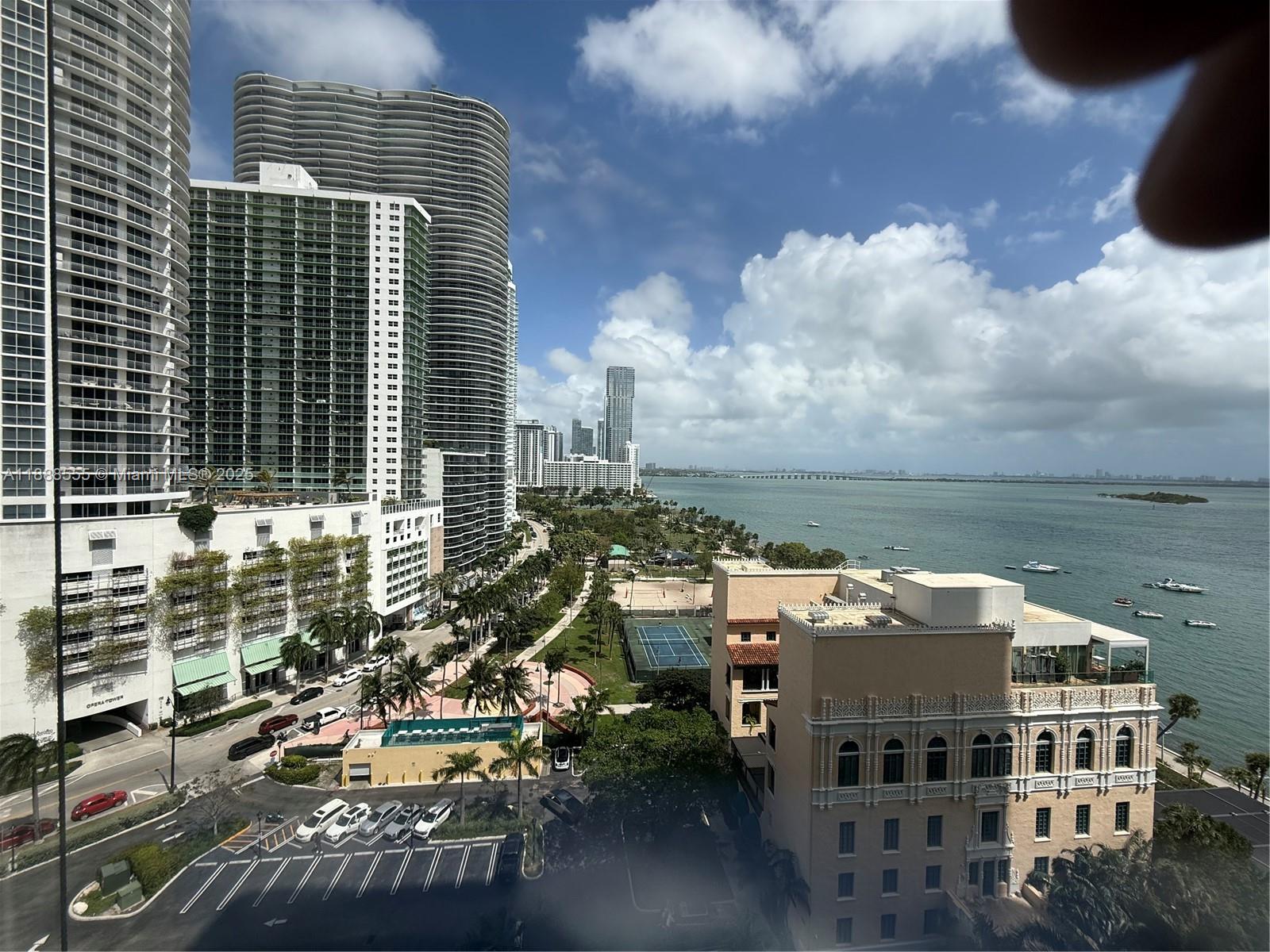 1717 N Bayshore Dr A-1639