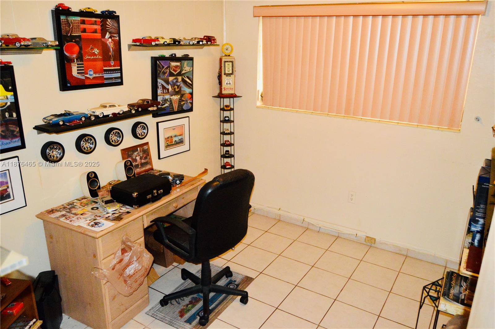 HIALEAH 14TH ADDN - Residential