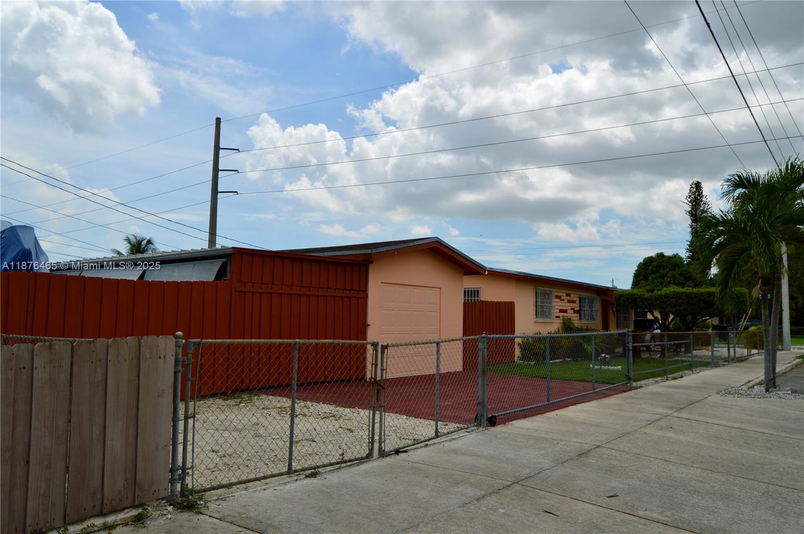 View photos, virtual tours, details... 601 E 33rd St