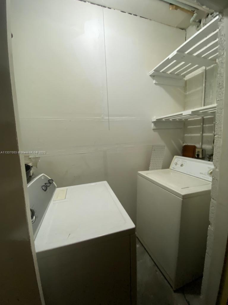 HAMMOCKS TRAILS CONDO - Residential Lease