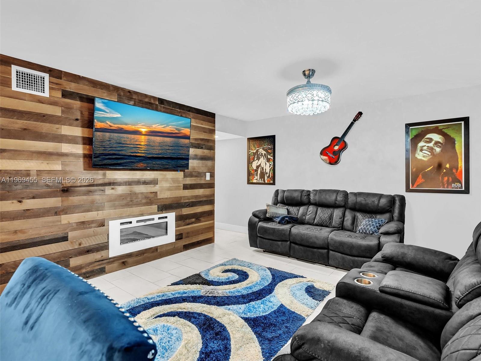 SHAKER VILLAGE PHASE 1 - Residential