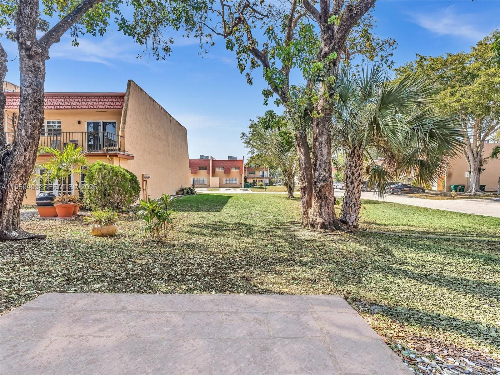 SHAKER VILLAGE PHASE 1 - Residential