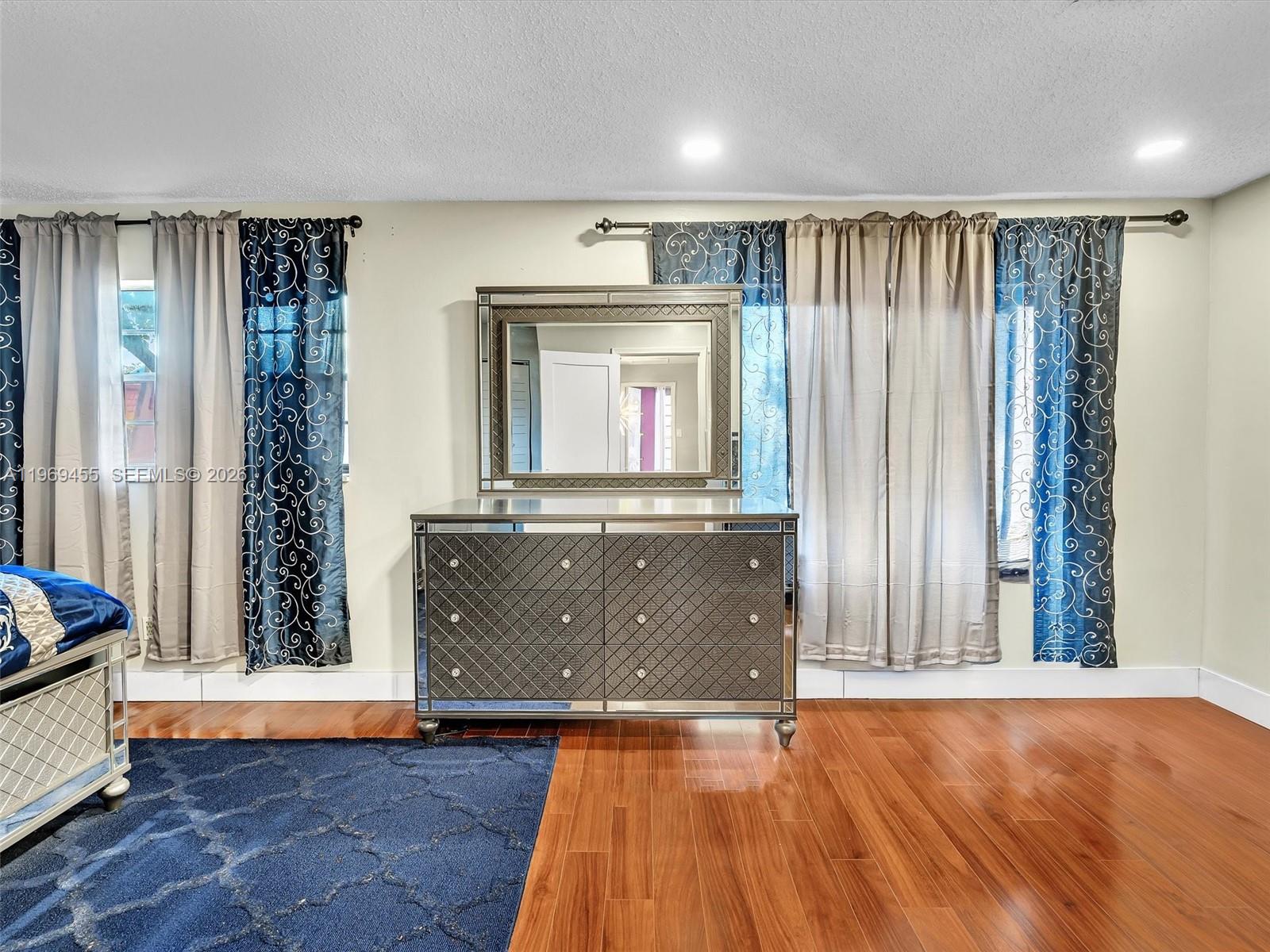 SHAKER VILLAGE PHASE 1 - Residential