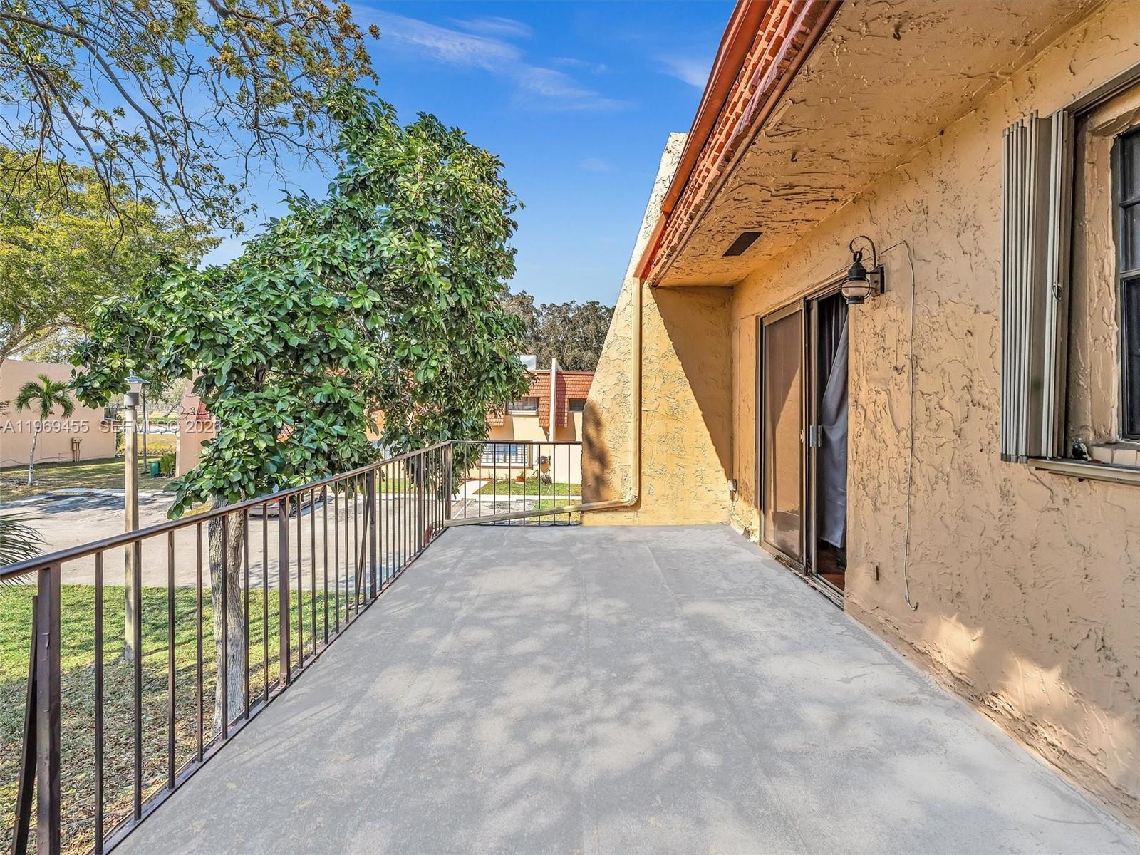 SHAKER VILLAGE PHASE 1 - Residential