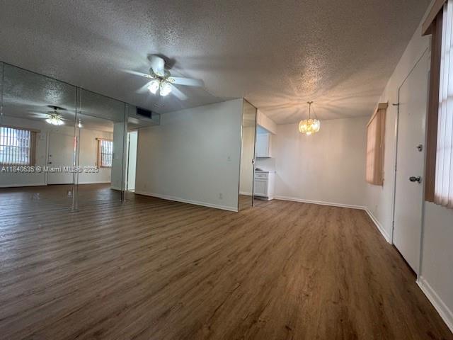 This beautifully renovated property is ready for you, featuring a modern style and high-quality details, including durable and elegant laminate floors, a completely renovated kitchen perfect for cooking enthusiasts, and fresh paint throughout so you can move in without any extra work. Enjoy a stunning view of the lake and lush green areas. Century Village is a peaceful and secure community offering plenty of amenities to enjoy, from recreational areas to a relaxing atmosphere. Don’t miss this incredible opportunity to live in the perfect place!