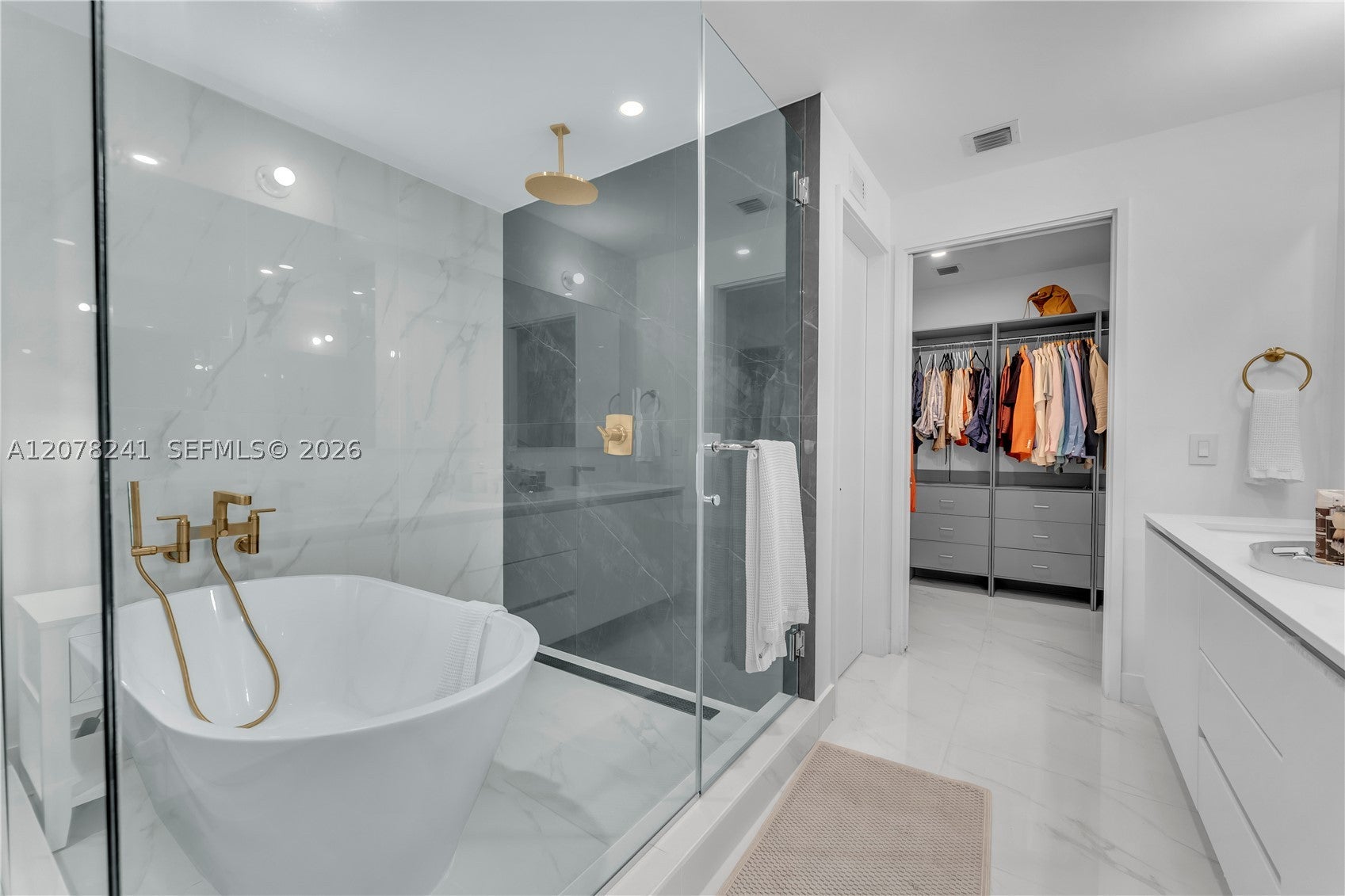 700 NE 24th Street 1405