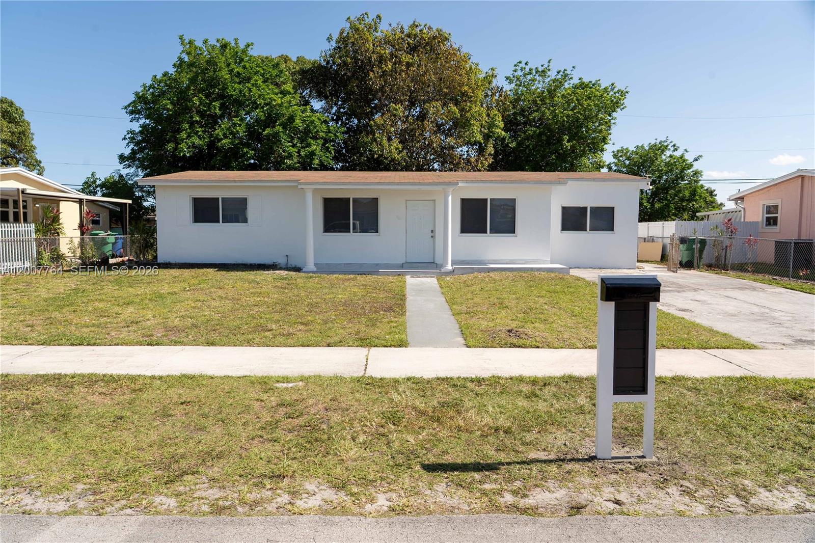 4000 NW 195th St
