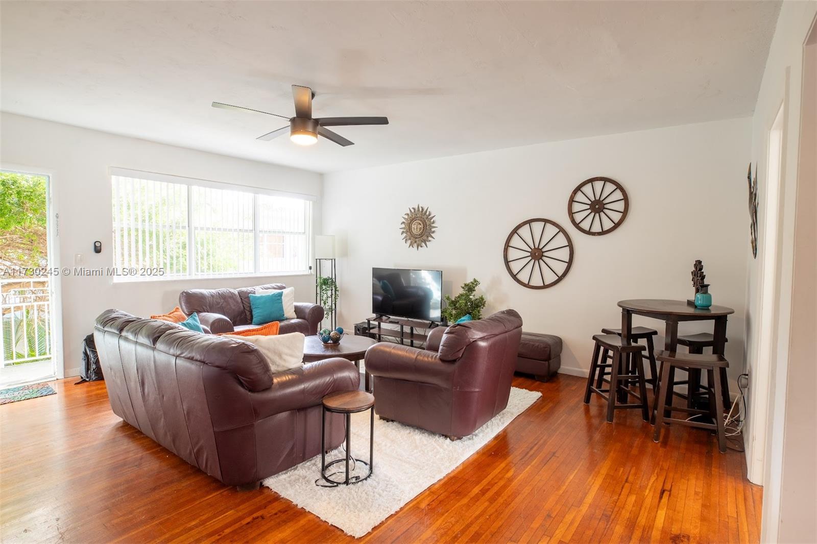 Rental Property at 1265 Marseille Dr 32, Miami Beach, Miami-Dade County, Florida - Bedrooms: 2 
Bathrooms: 1  - $2,550 MO.