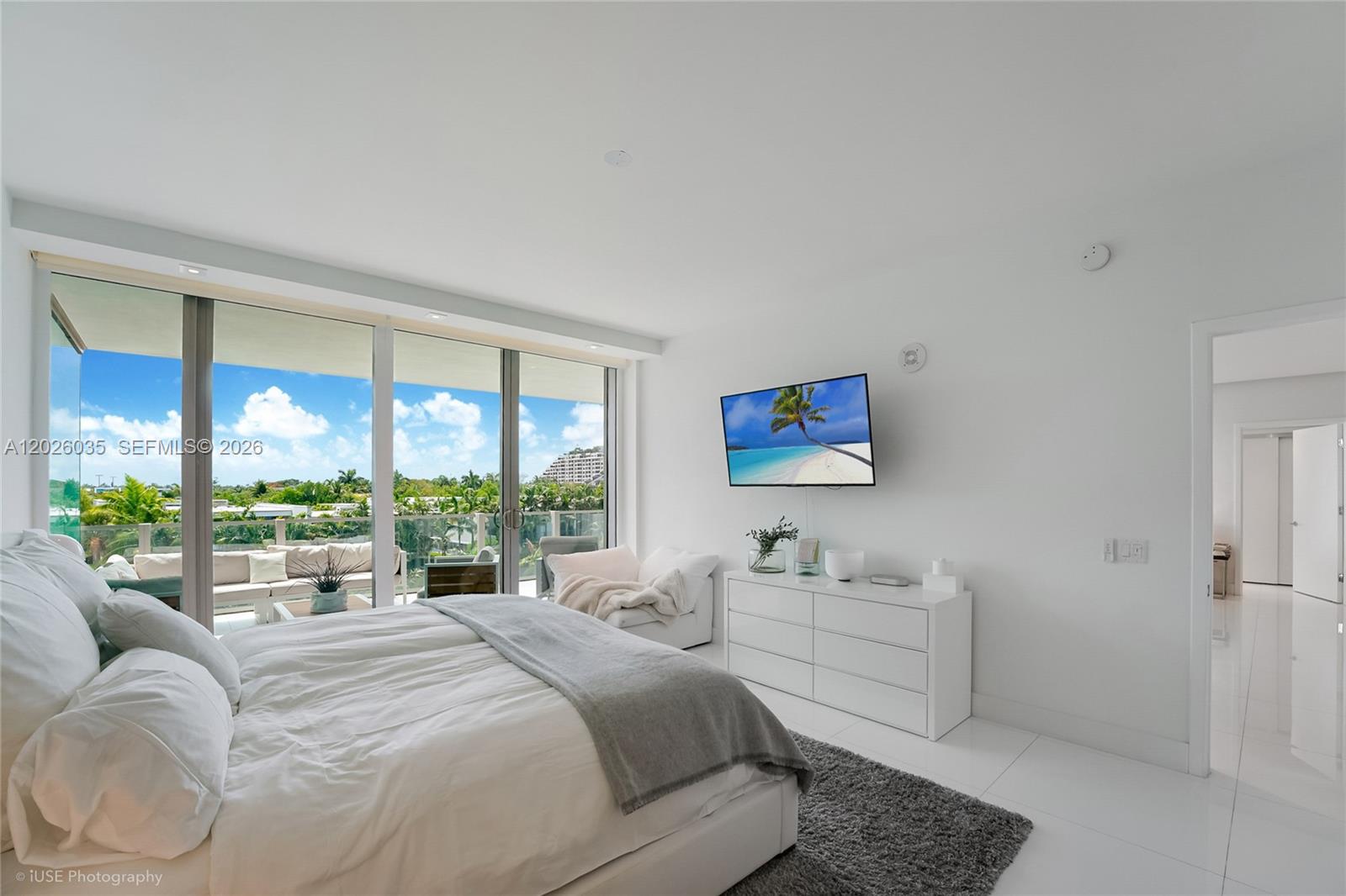 OCEANA KEY BISCAYNE CONDO - Residential