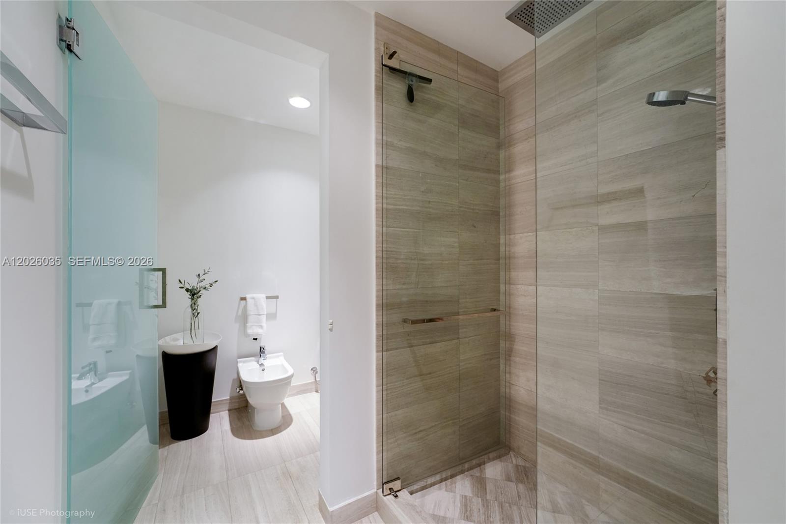 OCEANA KEY BISCAYNE CONDO - Residential