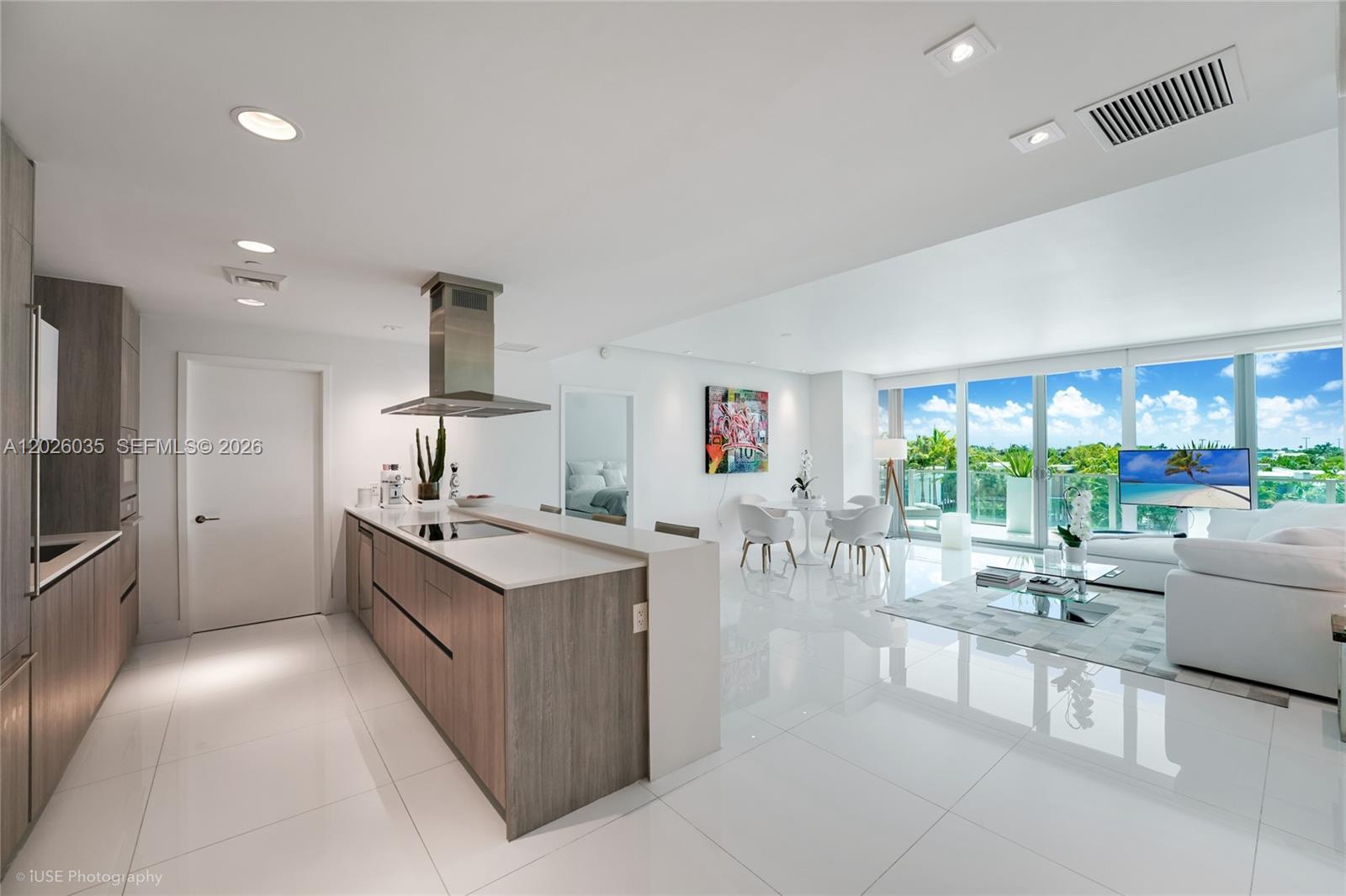 OCEANA KEY BISCAYNE CONDO - Residential
