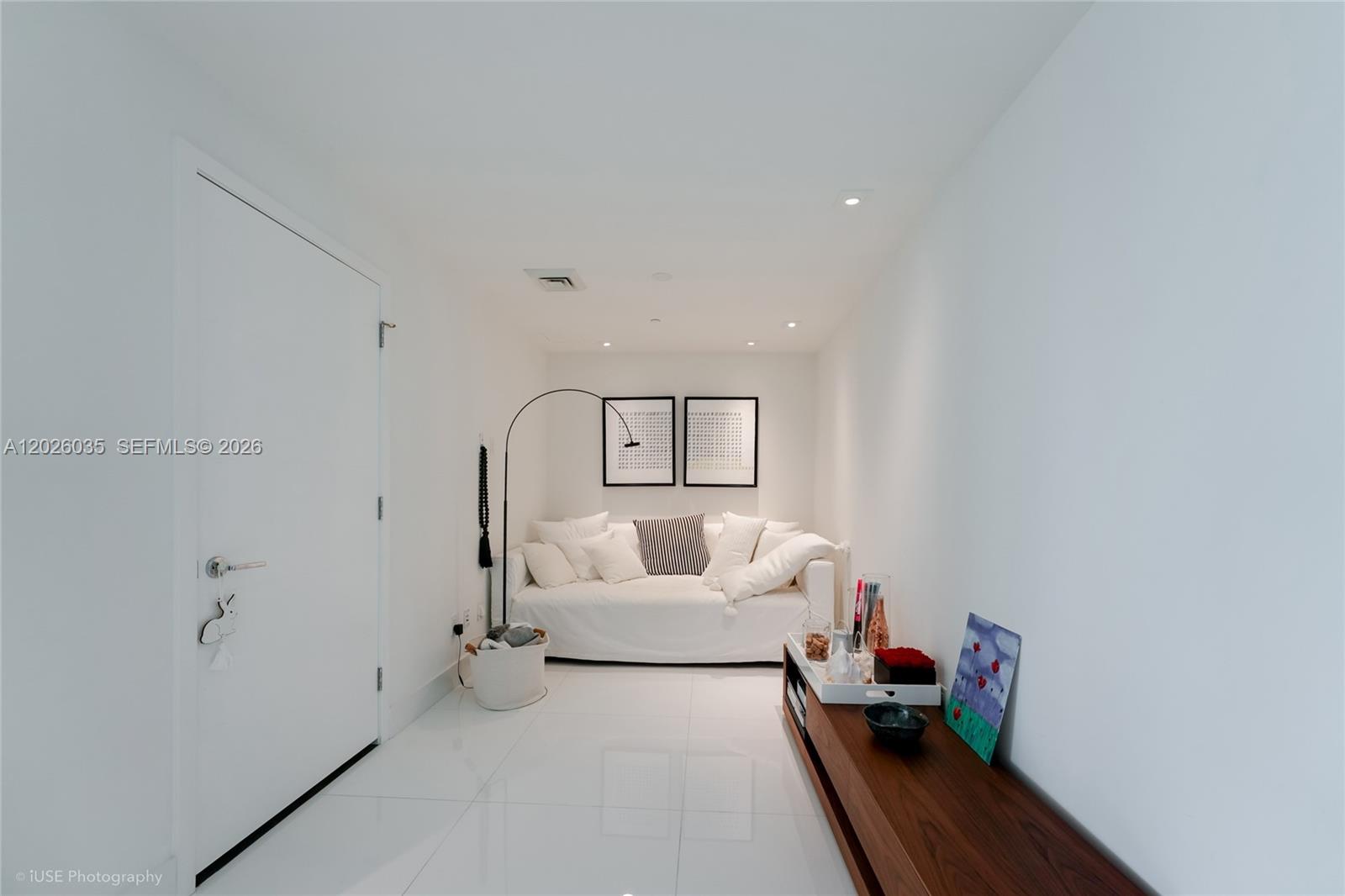 OCEANA KEY BISCAYNE CONDO - Residential