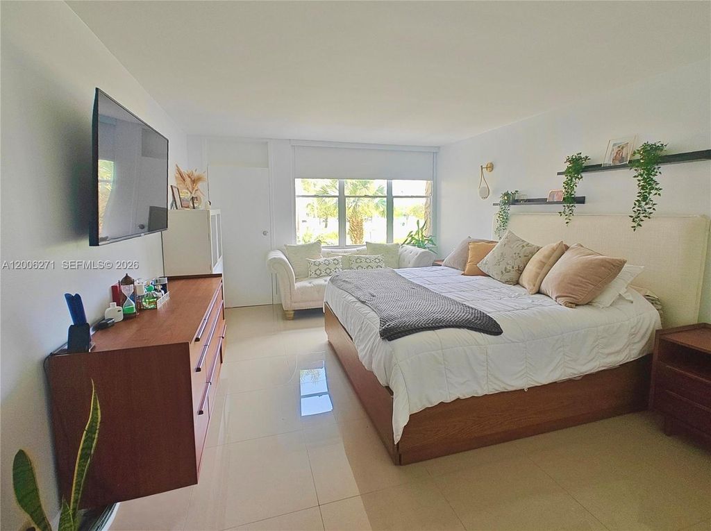 Photo of 16300 Golf Club Rd #204, Weston, FL 33326 (MLS # A12006271)