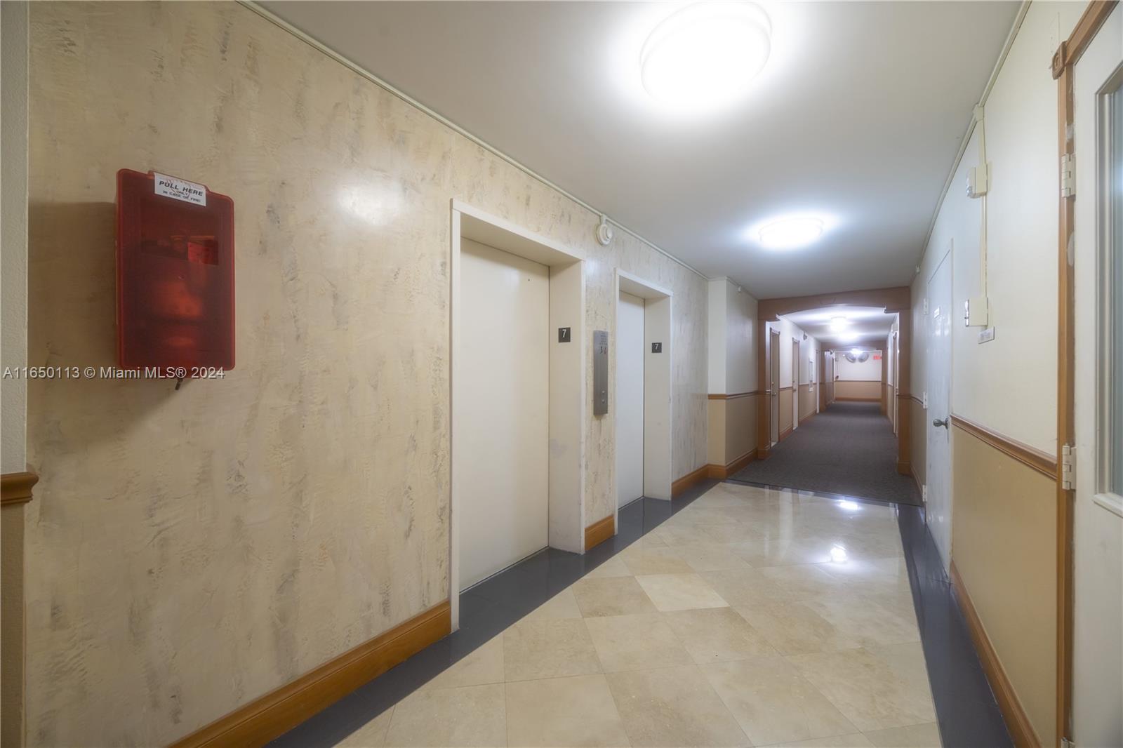 STRATFORD HOUSE CONDO - Residential