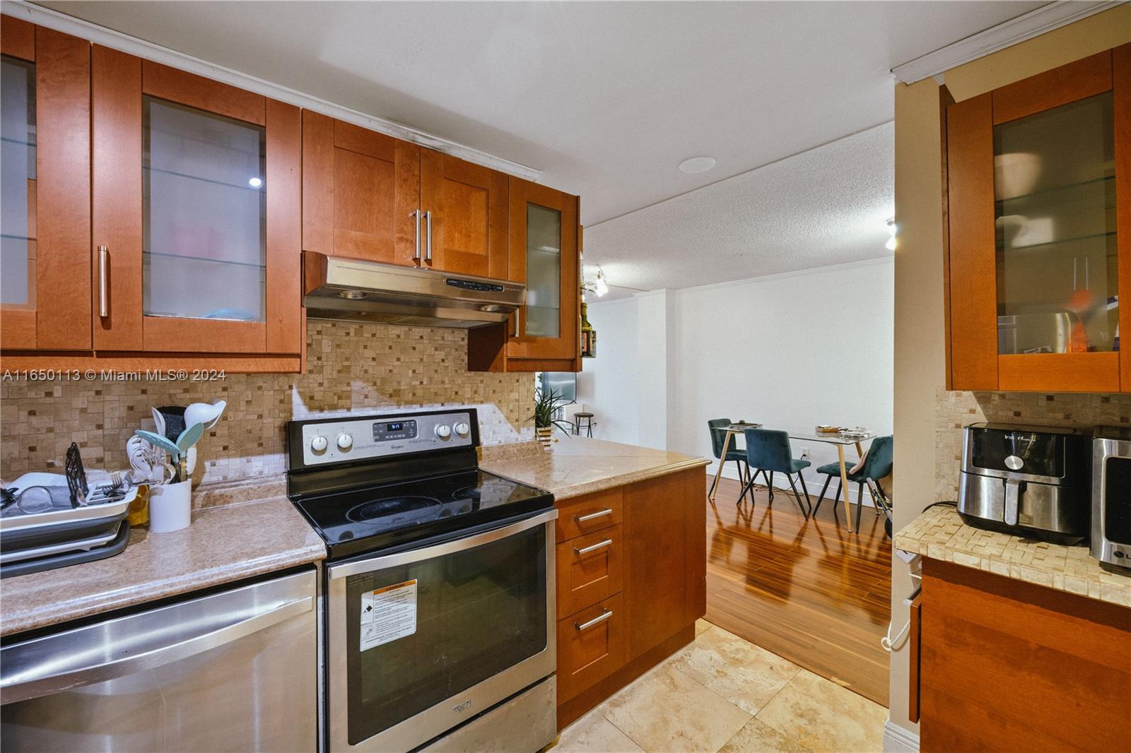 STRATFORD HOUSE CONDO - Residential