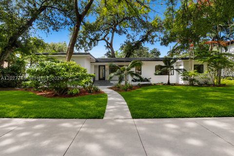 Photo of 1414 Messina Ave, Coral Gables, FL 33134 (MLS # A12027745)