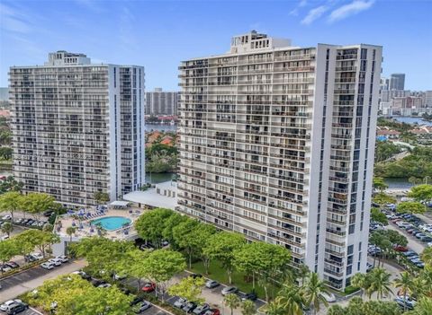 Photo of 3731 N Country Club Dr #129, Aventura, FL 33180 (MLS # A11898469)