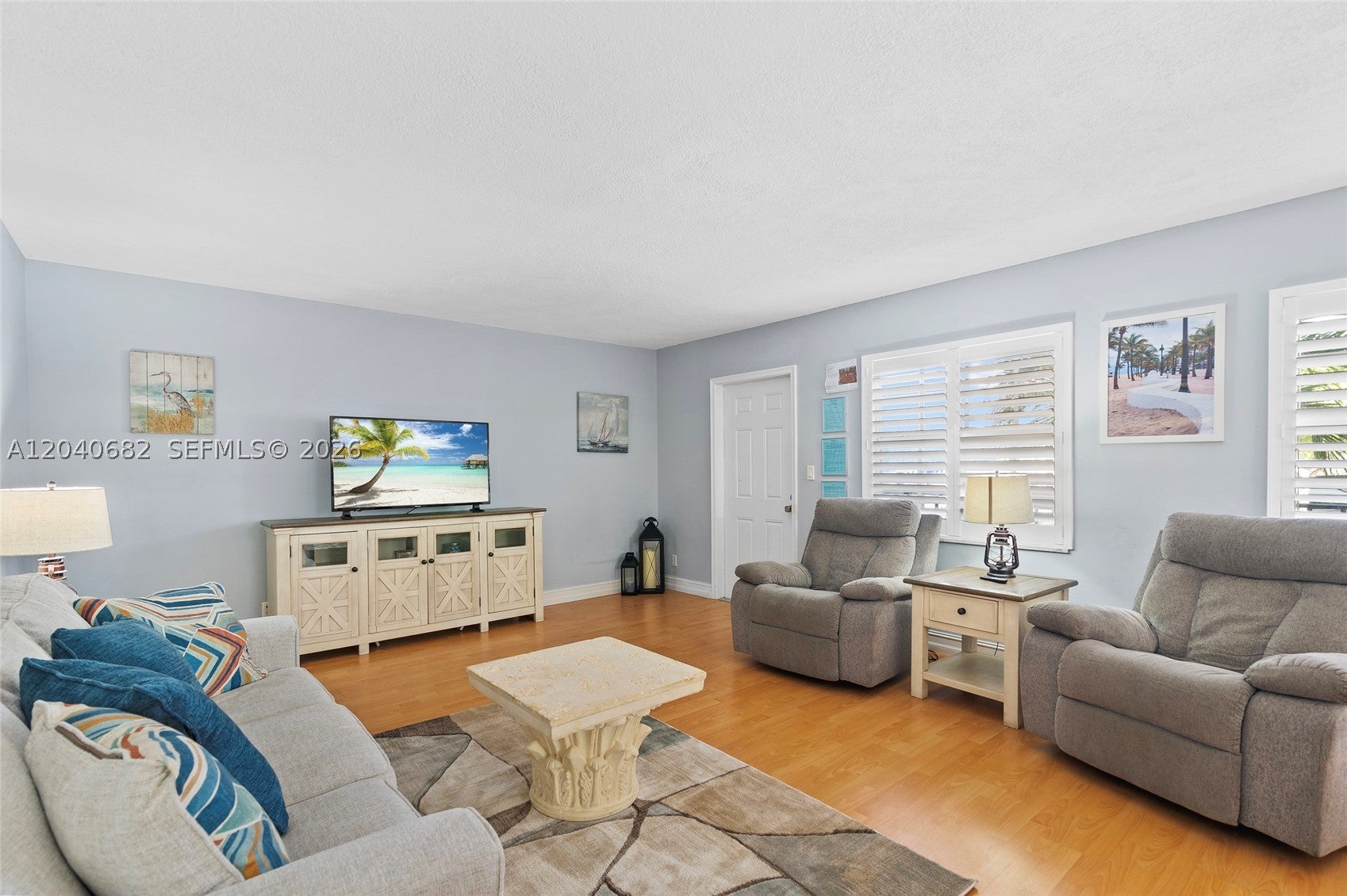 2424 NE 9th St 207