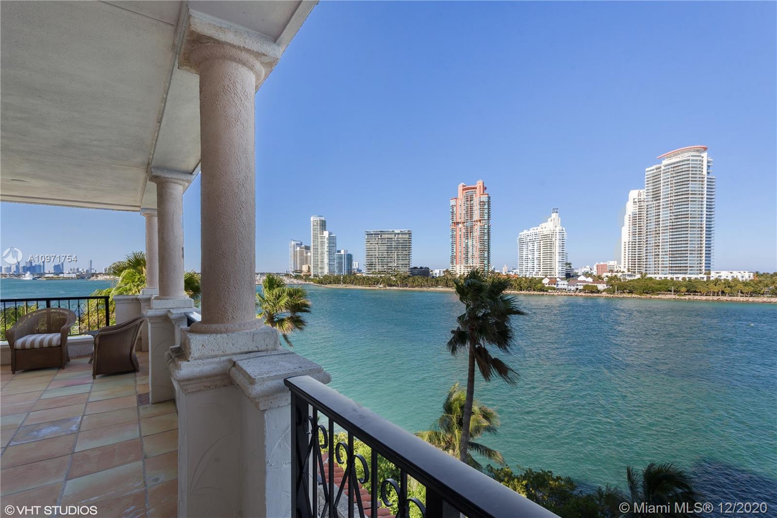 OCEANSIDE @ FISHER ISL CO - Residential