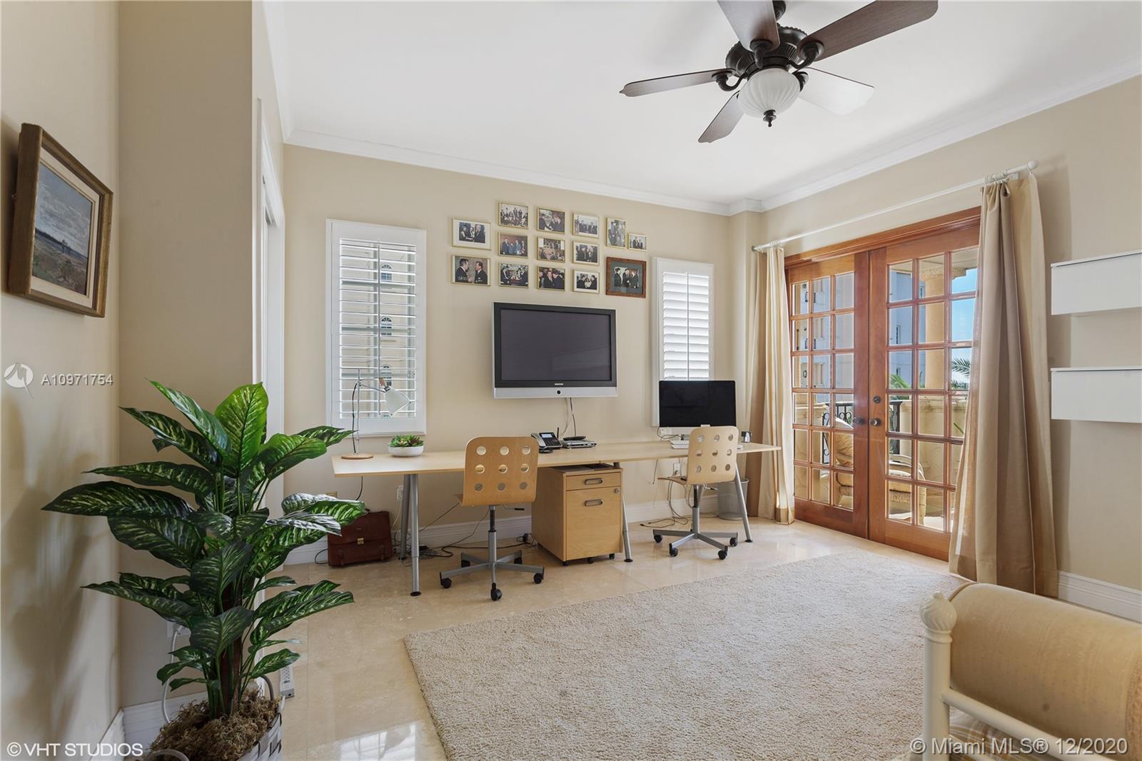 OCEANSIDE @ FISHER ISL CO - Residential