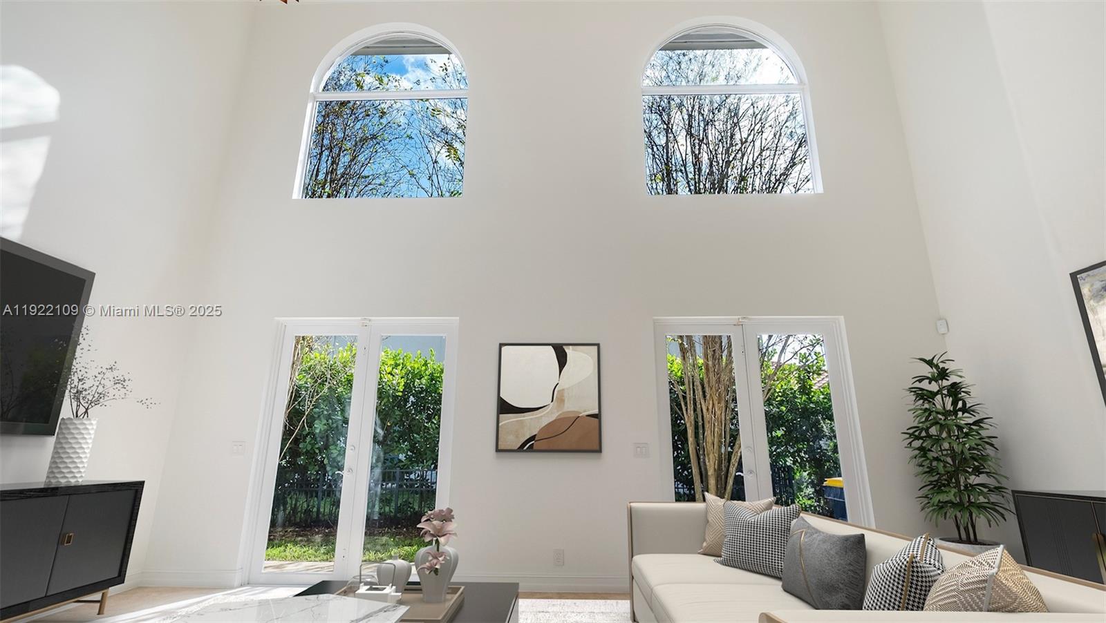 3559 Forest View Cir