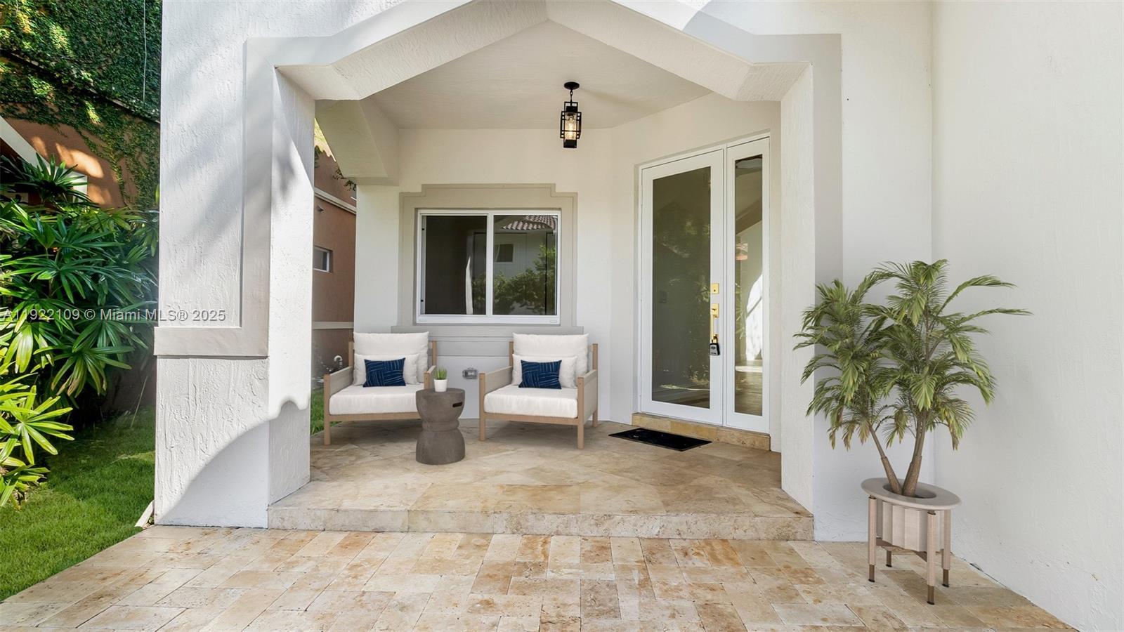 3559 Forest View Cir