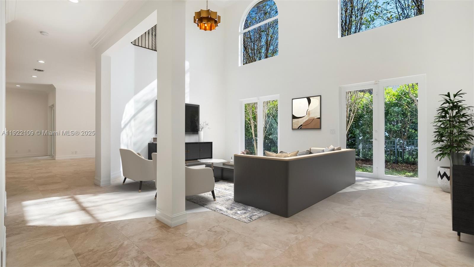 3559 Forest View Cir