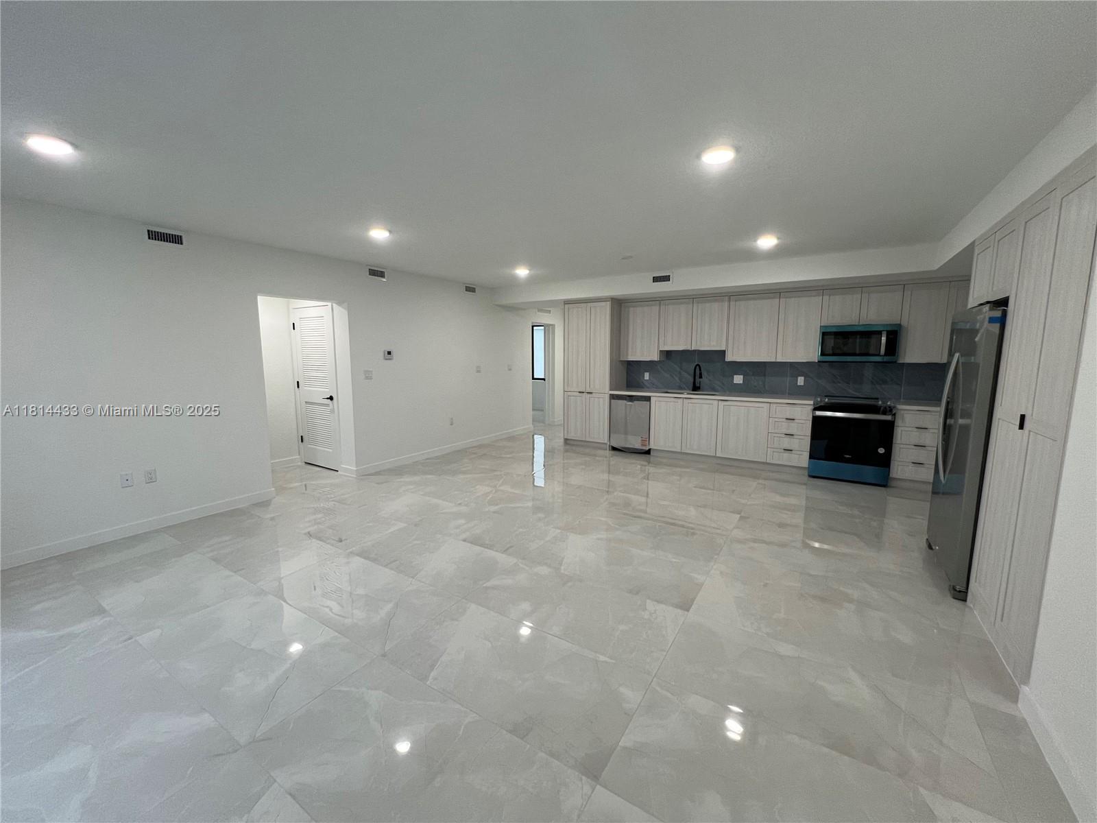 Rental Property at 14617 Sw 262nd St 1, Homestead, Miami-Dade County, Florida - Bedrooms: 3 
Bathrooms: 2  - $2,890 MO.