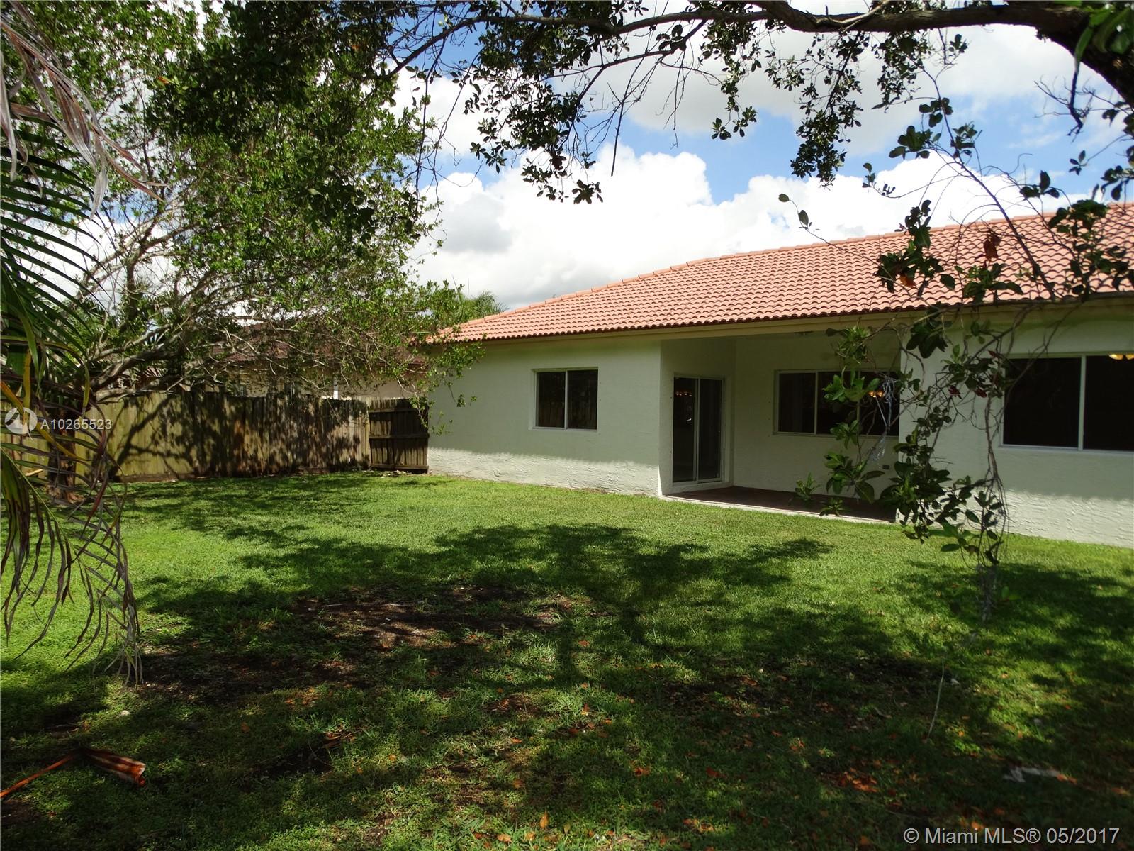 BISCAYNE DRIVE ESTATES - Residential