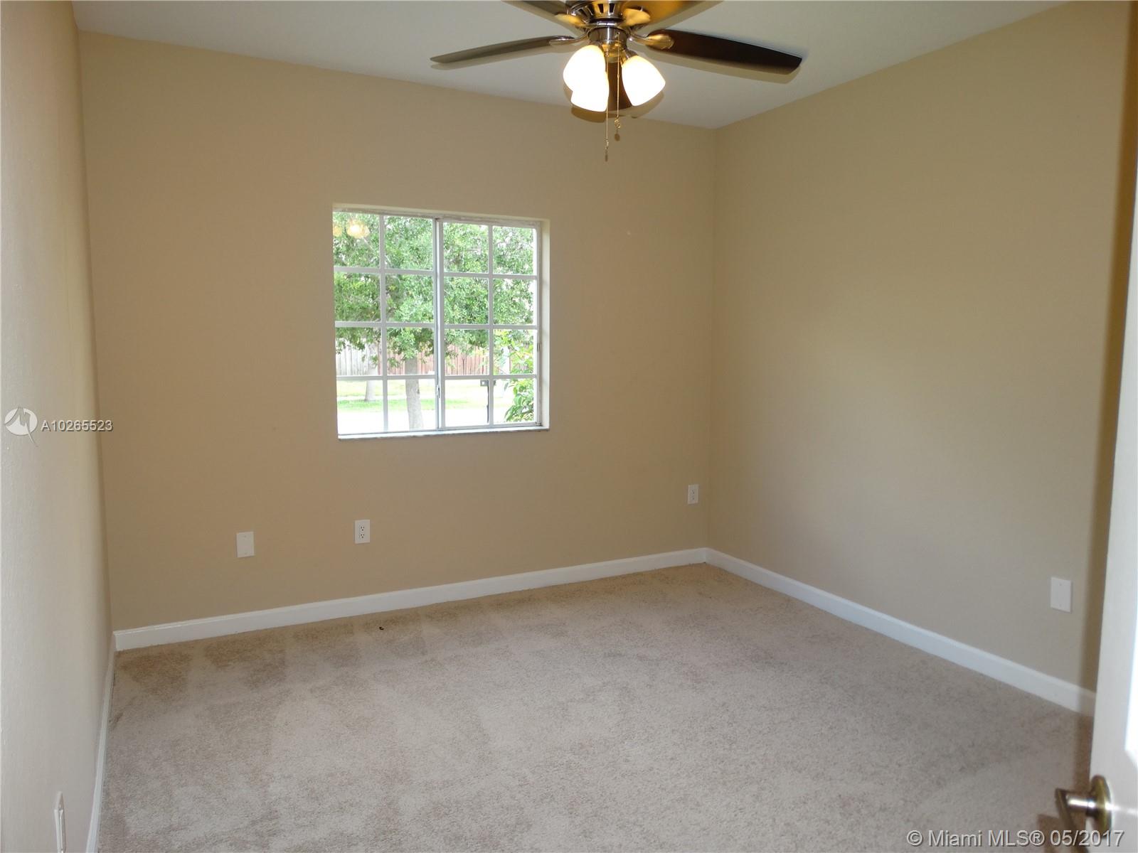 BISCAYNE DRIVE ESTATES - Residential