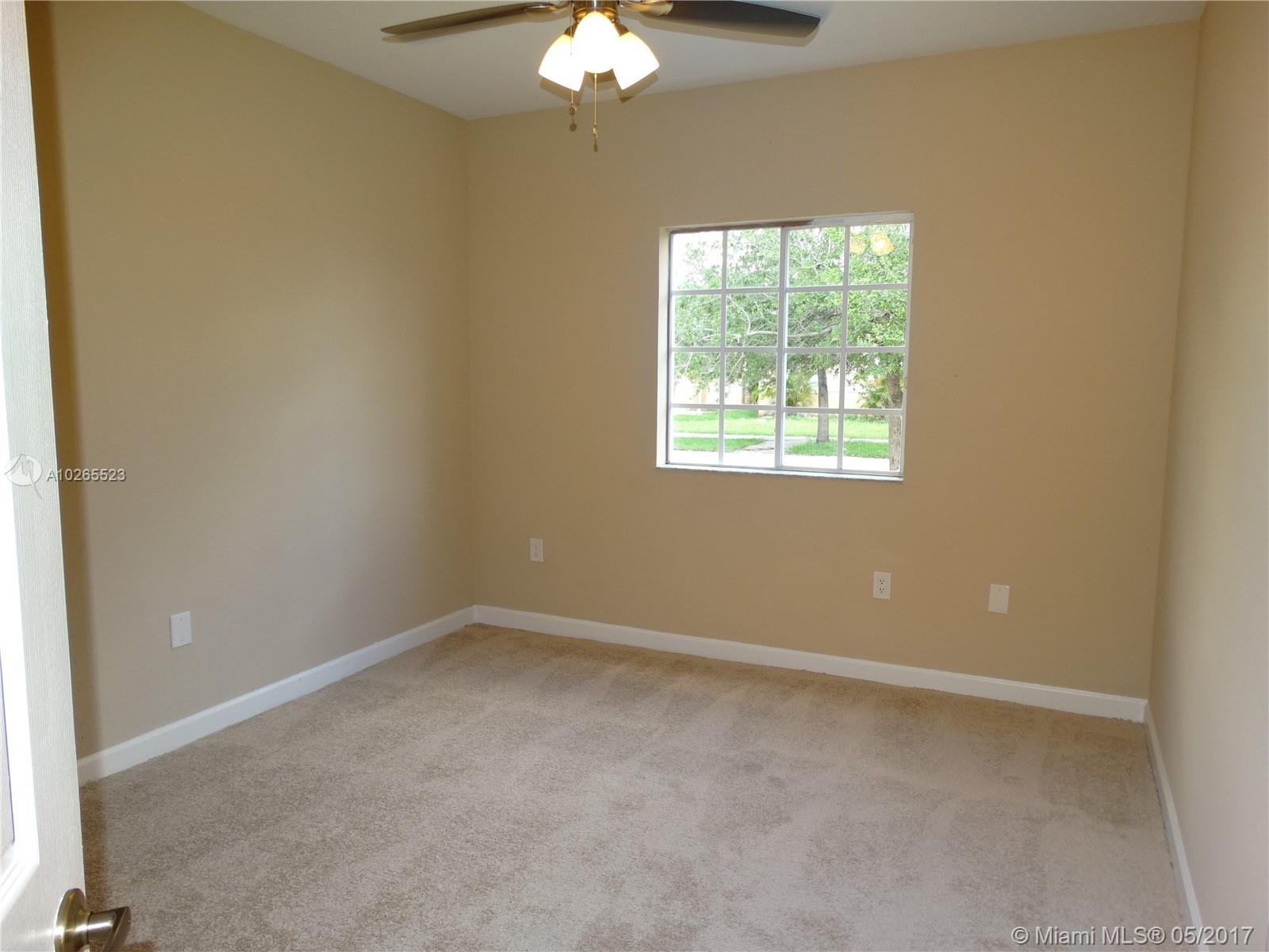 BISCAYNE DRIVE ESTATES - Residential