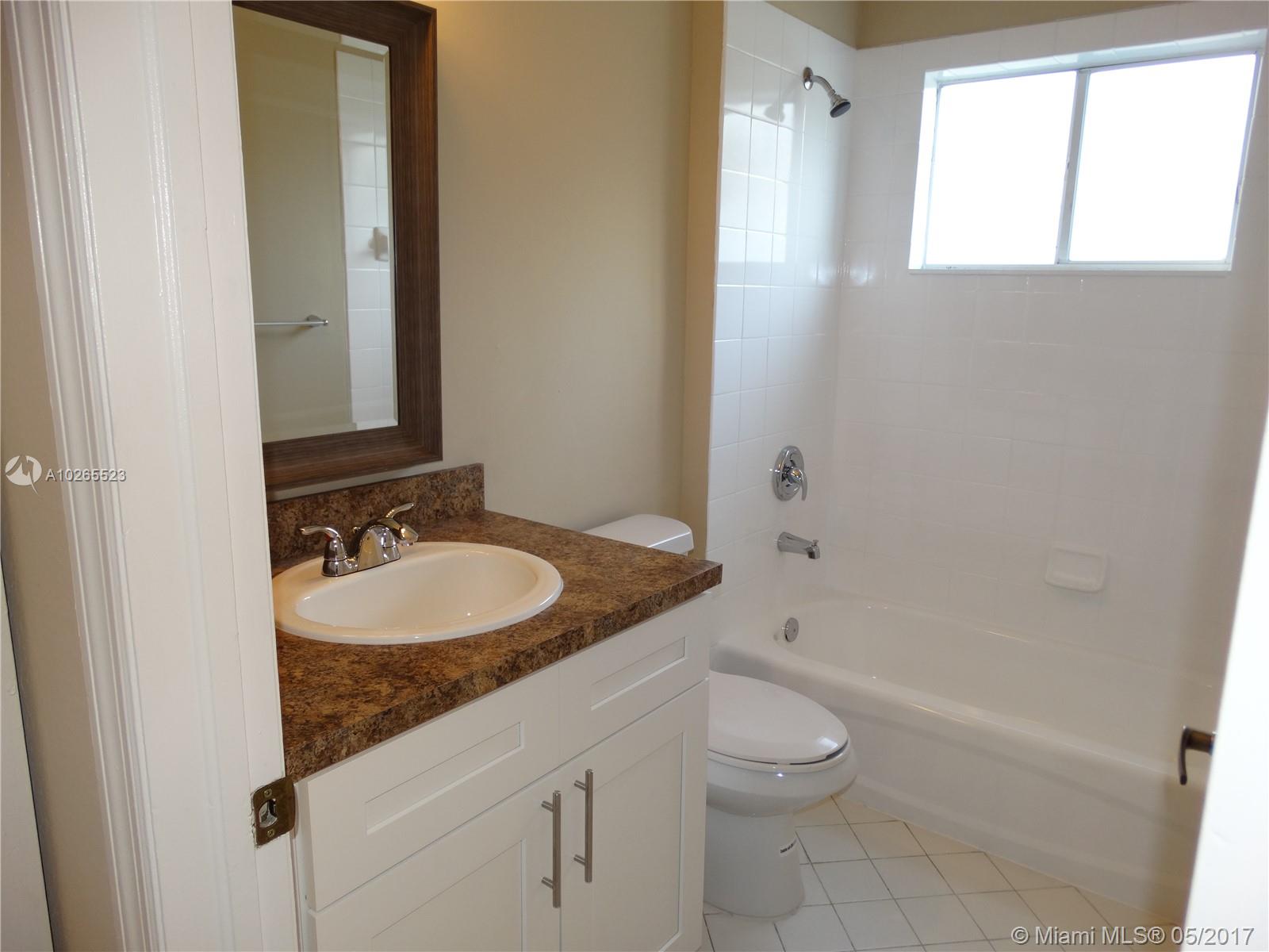 BISCAYNE DRIVE ESTATES - Residential