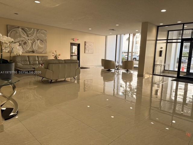 GOLDEN HORN SOUTH CONDO - Residential