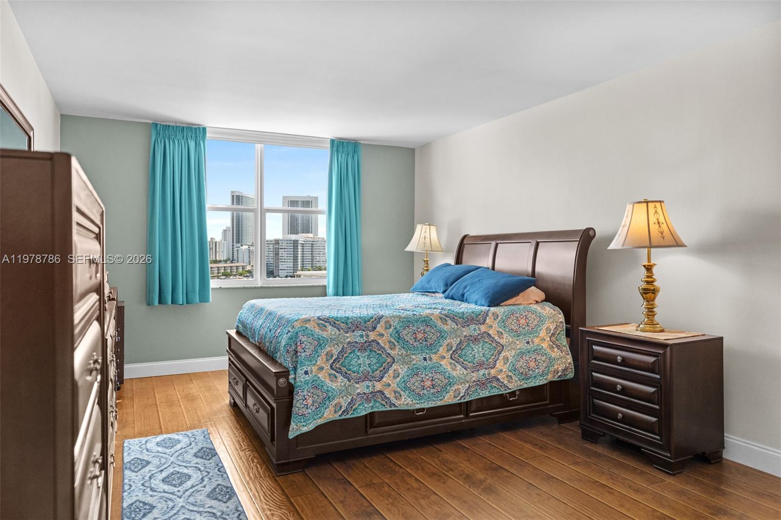 GOLDEN HORN SOUTH CONDO - Residential