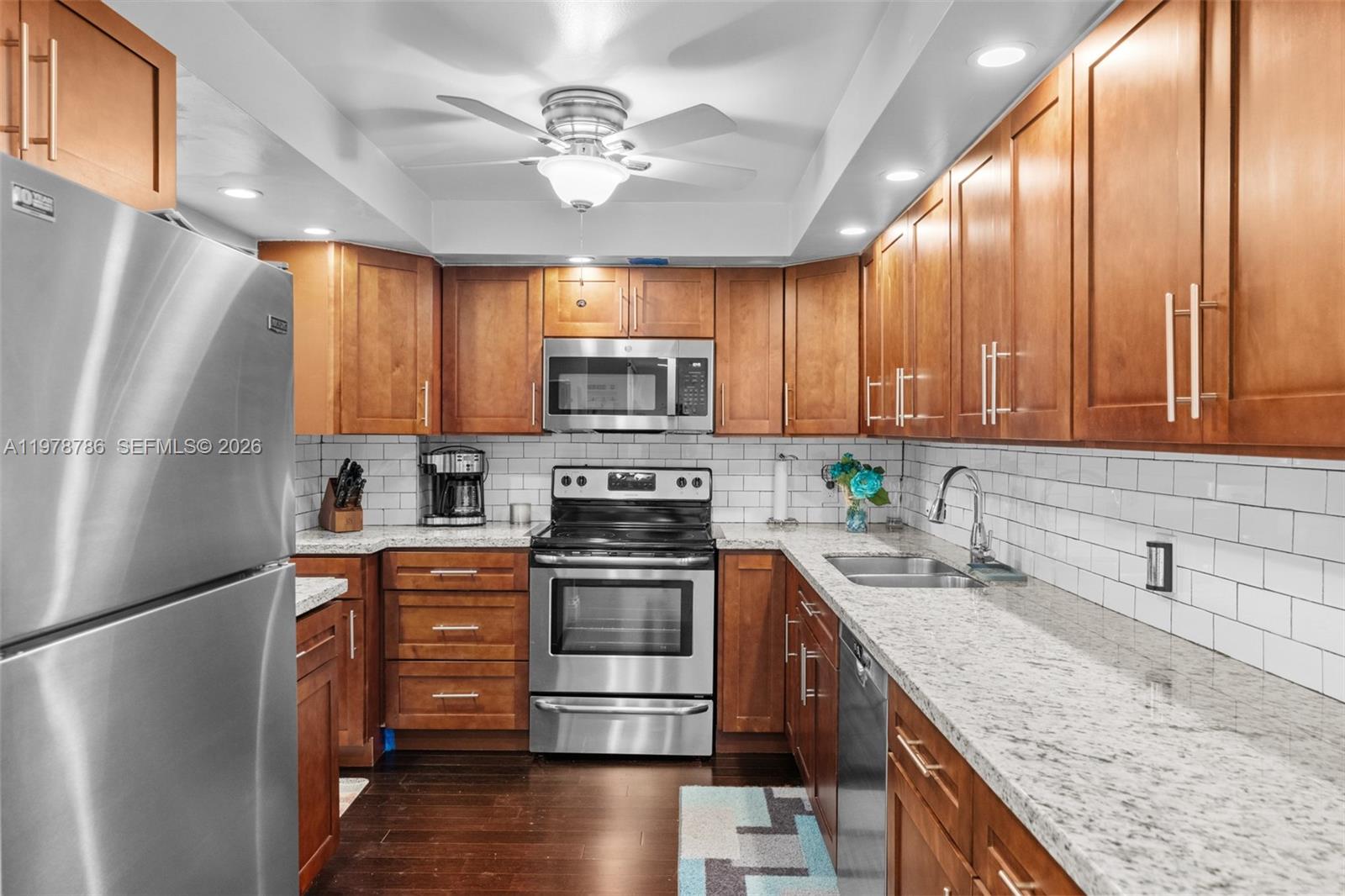 GOLDEN HORN SOUTH CONDO - Residential