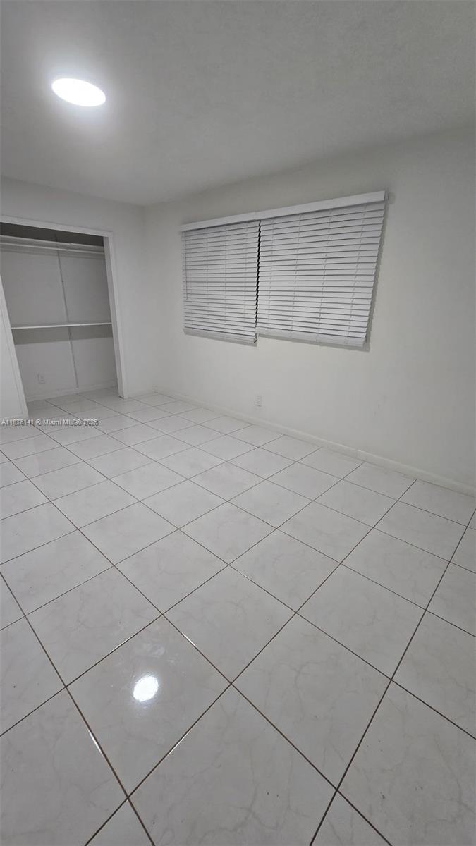 LAUREL HILL PARK - Residential Lease