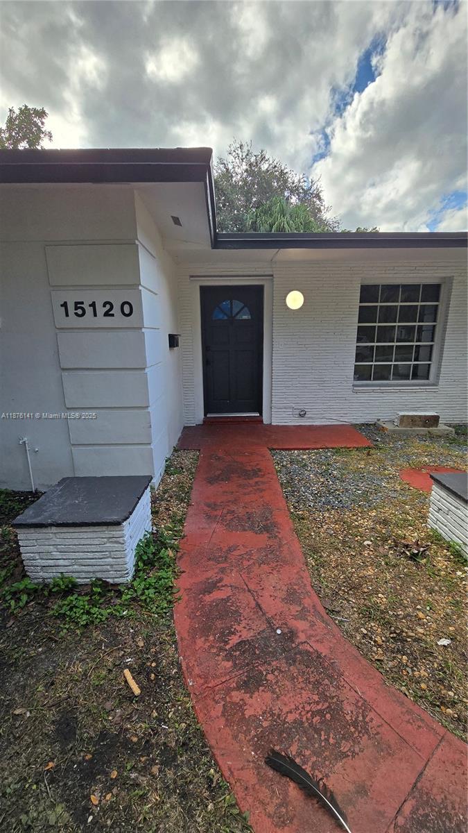 LAUREL HILL PARK - Residential Lease