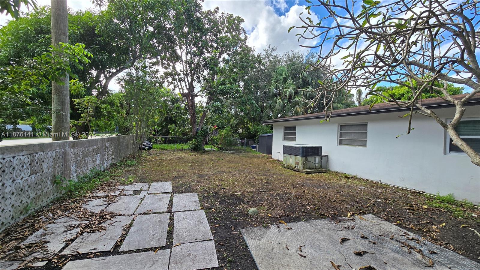 LAUREL HILL PARK - Residential Lease