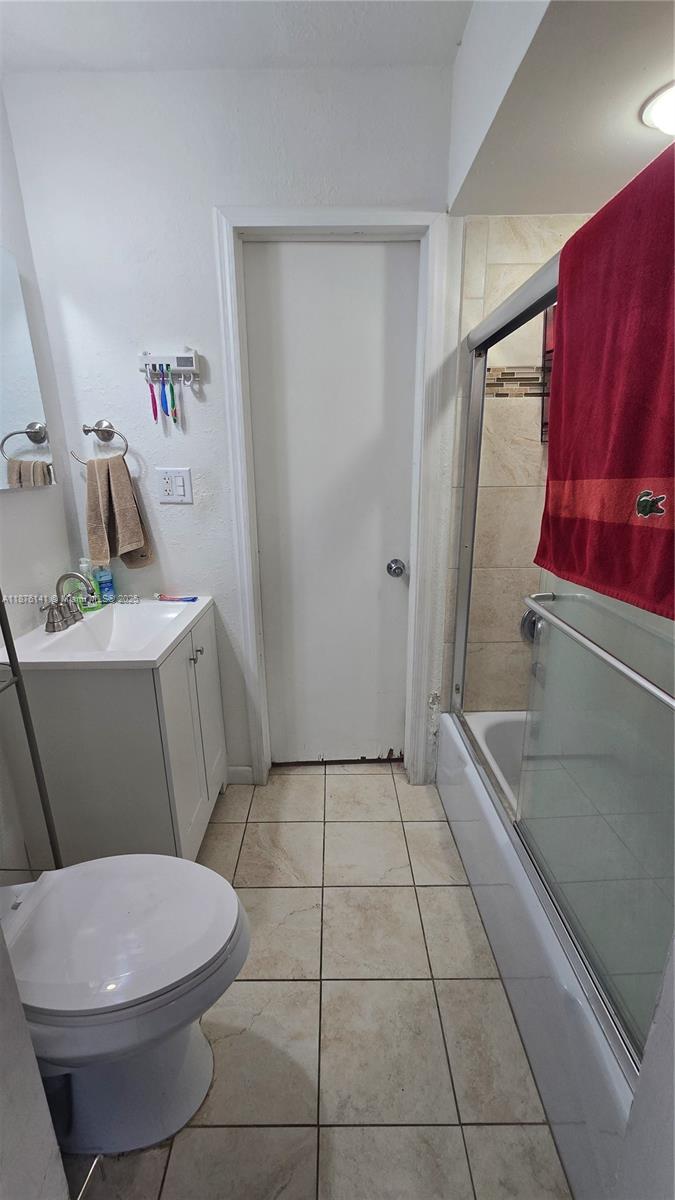 LAUREL HILL PARK - Residential Lease